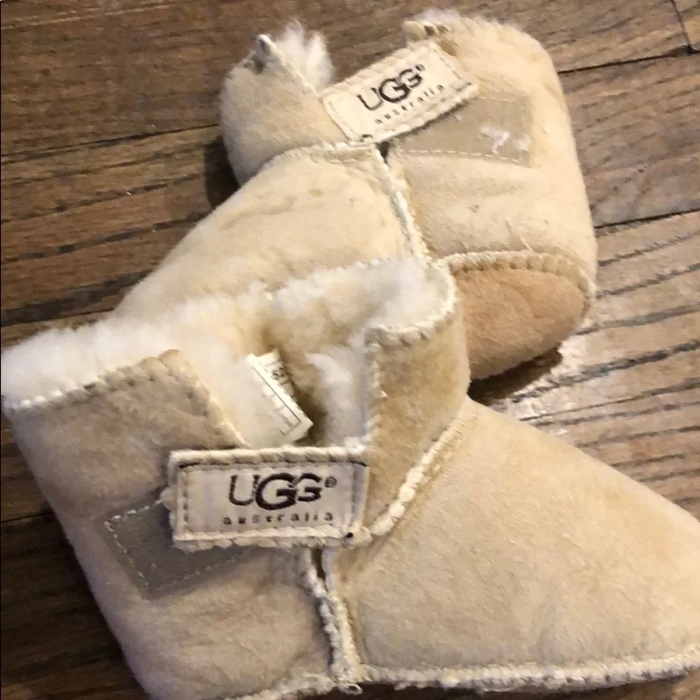 Ugg baby Erin booties  M